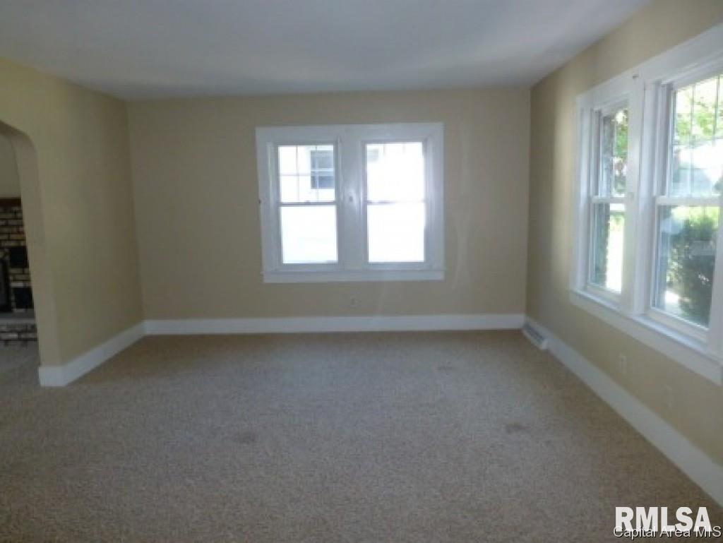 1343 Riverview Avenue Decatur, IL 62522 - Photo 2 of 13 Gallery Image 2