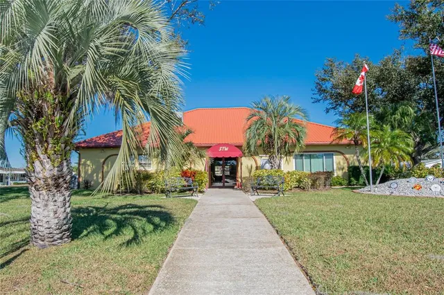 $195,000 | 37526 Rio Lane, Zephyrhills, FL 33541