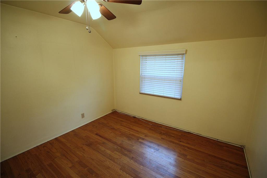 835 Middle Road Pittsburgh, PA 15234 - Photo 11 of 21 Hardwood floors and ceiling fan are also features in the second bedroom.