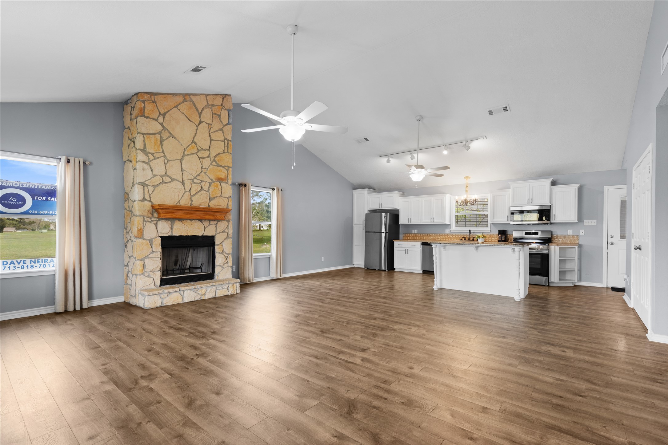 140 Meadowview Drive Trinity, TX 75862 - Photo 10 of 27