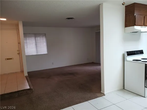 $1,405 | 2440 Paradise Village Way, Las Vegas, NV 89120