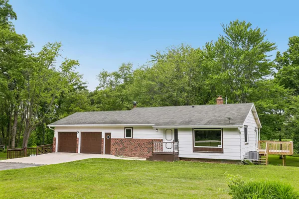 $549,000 | W1152 Fox, Columbus, WI 53925