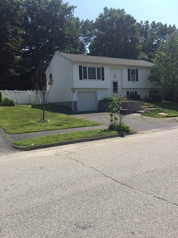 55 Santoro Road Worcester, MA 01606 - Photo 1 of 14 Gallery Image 1