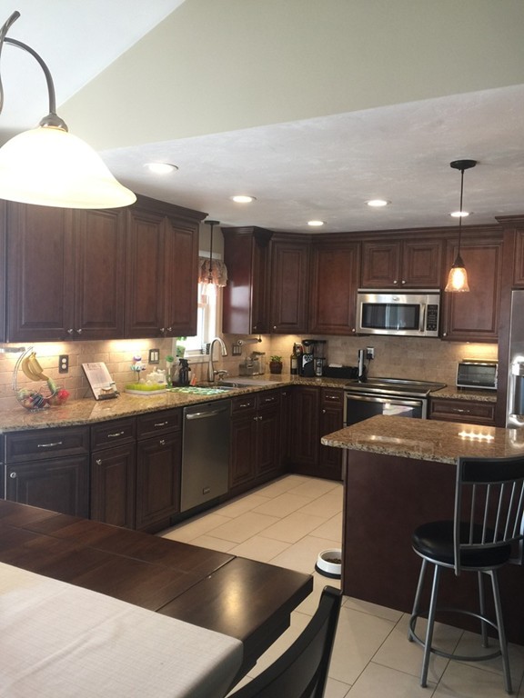 55 Santoro Road Worcester, MA 01606 - Photo 3 of 14 Gallery Image 3