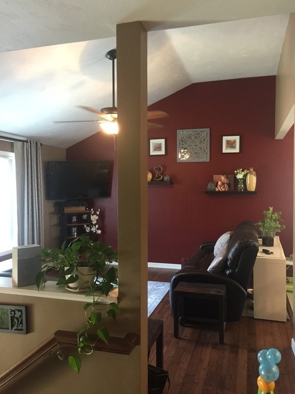 55 Santoro Road Worcester, MA 01606 - Photo 5 of 14 Gallery Image 5