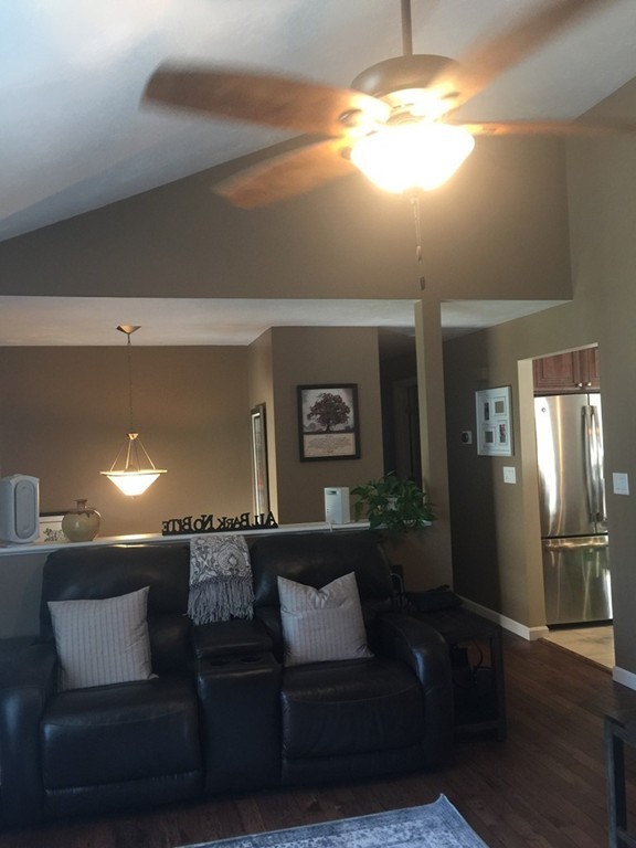 55 Santoro Road Worcester, MA 01606 - Photo 6 of 14 Gallery Image 6