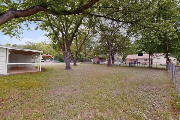 $120,000 | 313 Farm To Market 316, Eustace, TX 75124