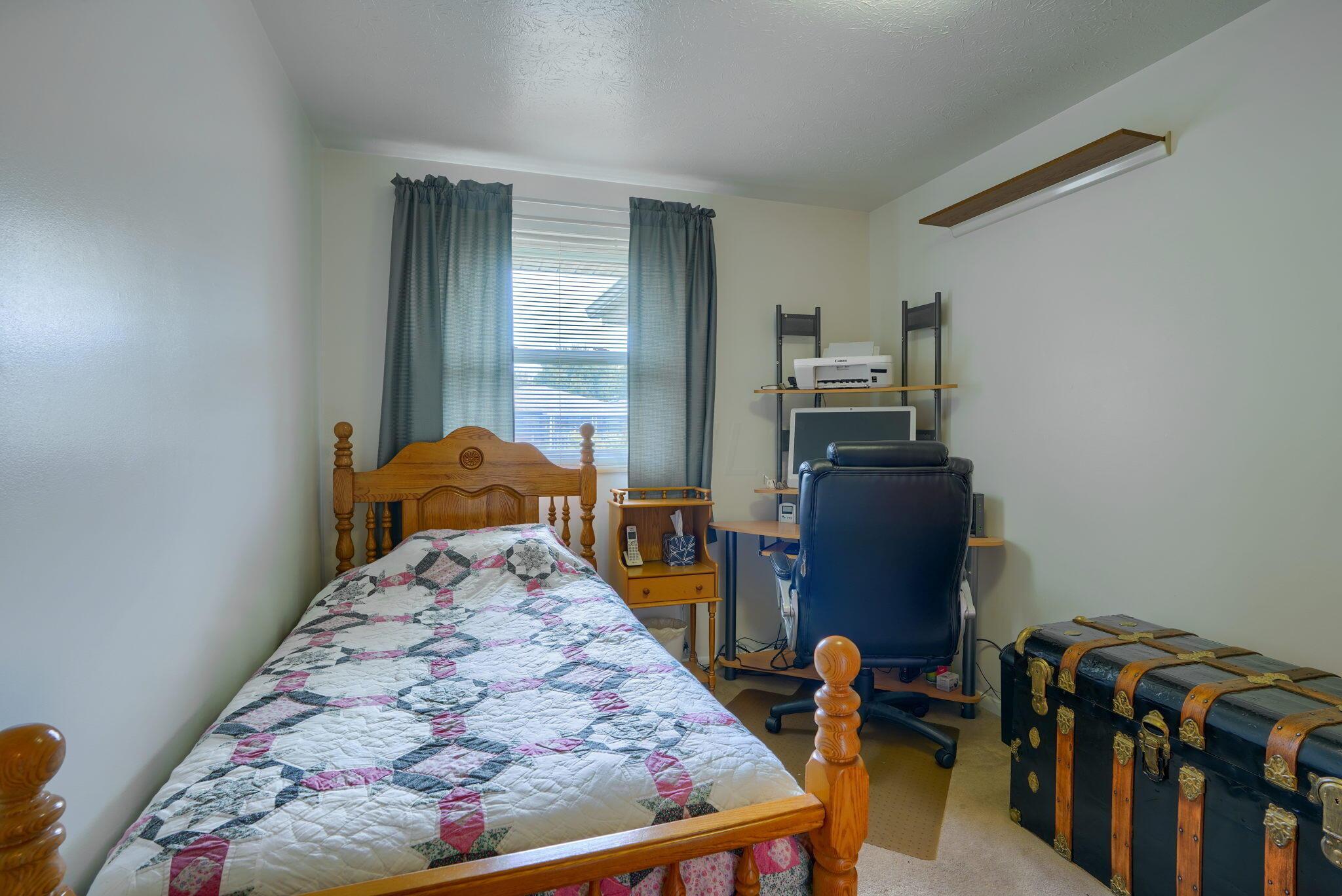 3737 Abney Road Columbus, OH 43207 - Photo 24 of 33 Bedroom 1