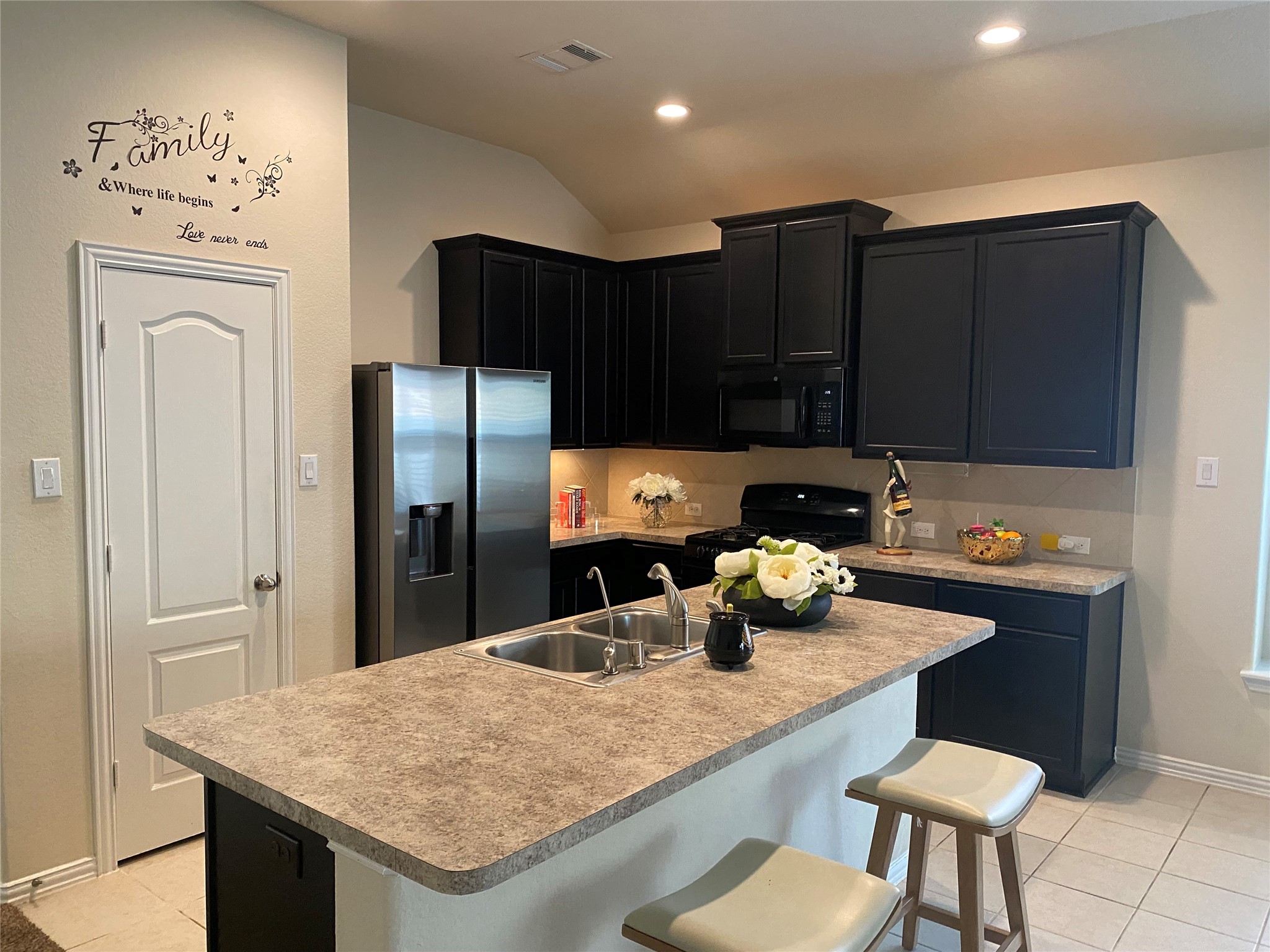 Take advantage of this very large island. Plenty space for breakfast.