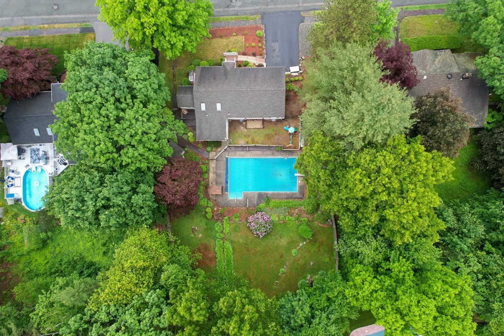 60 Dana Road Reading, MA 01867 - Photo 39 of 42 Gallery Image 39
