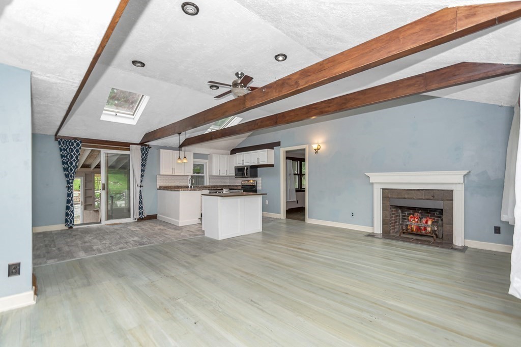 60 Dana Road Reading, MA 01867 - Photo 4 of 42 Gallery Image 4