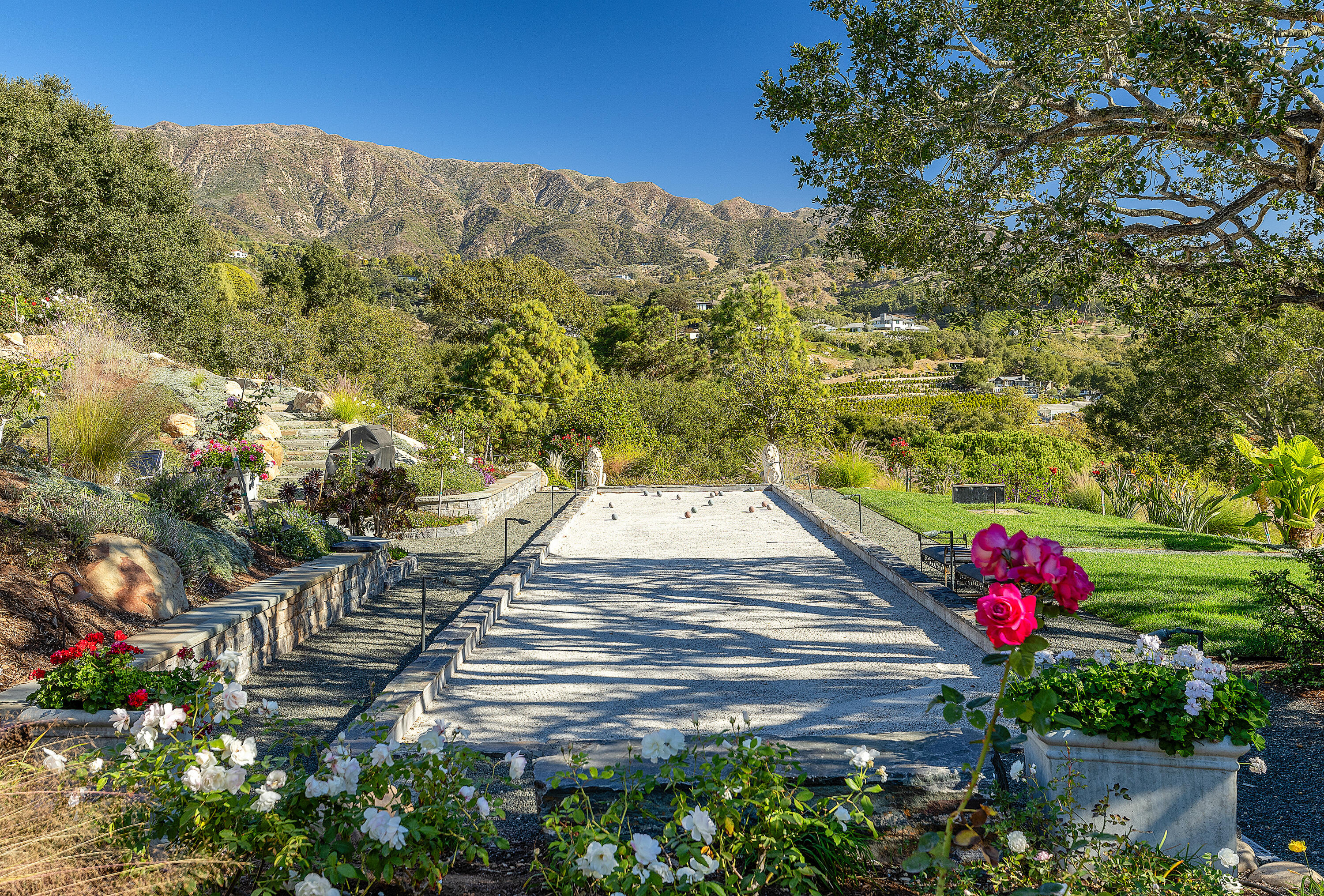 2820 Torito Road Santa Barbara, CA 93108 - Photo 18 of 43 Bocce Ball Court