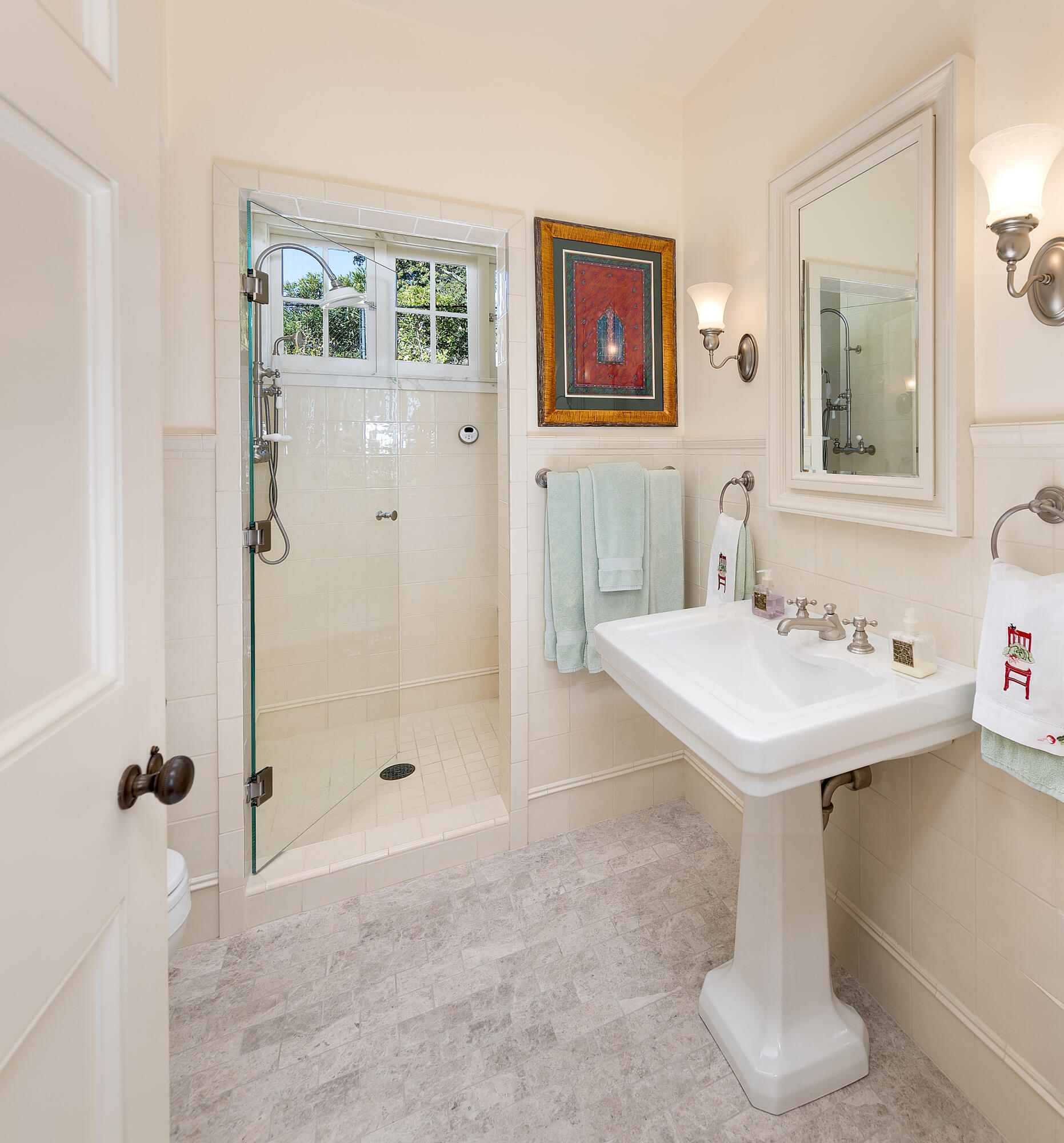 2820 Torito Road Santa Barbara, CA 93108 - Photo 32 of 43 Guest Bathroom
