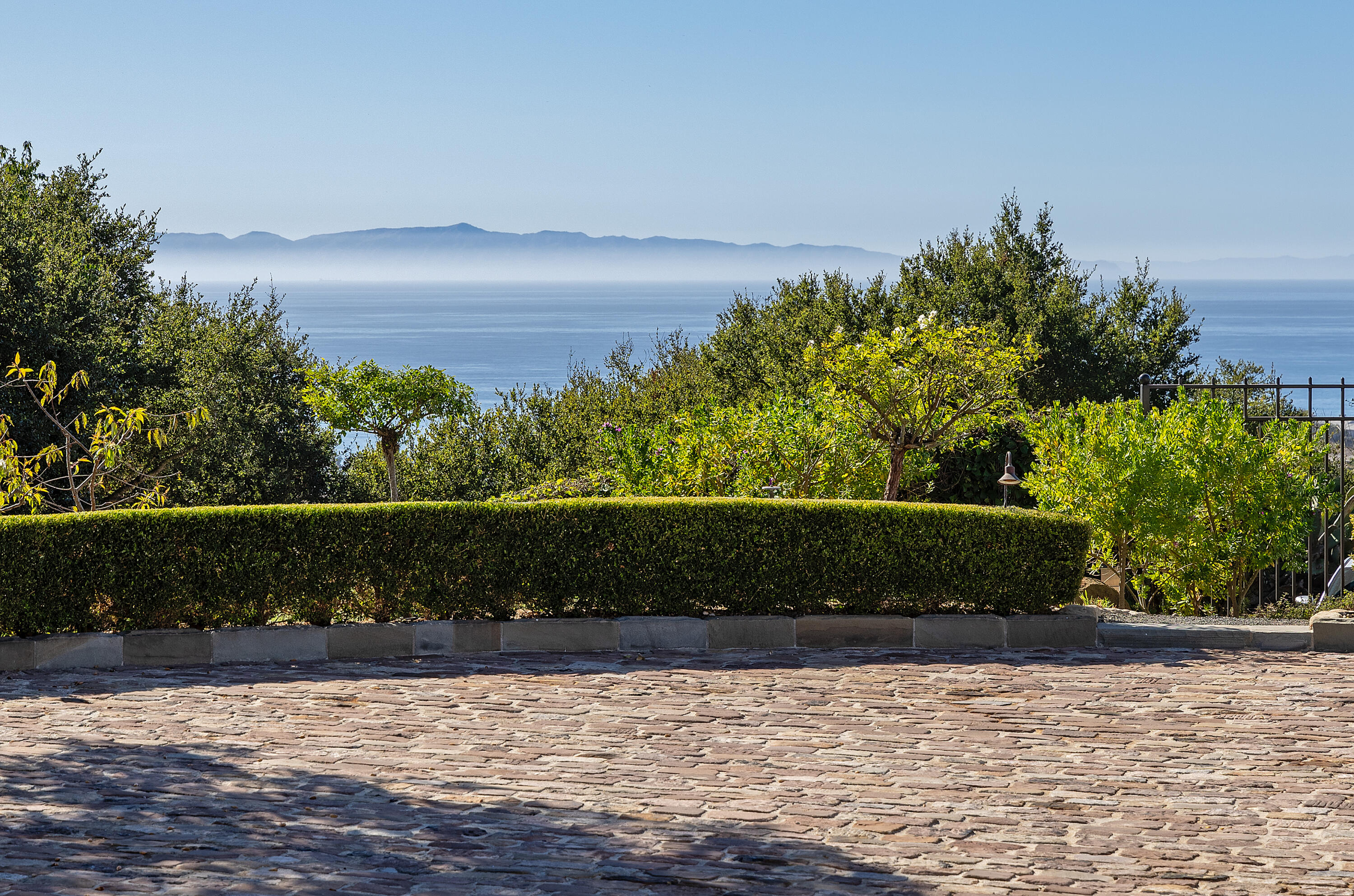 2820 Torito Road Santa Barbara, CA 93108 - Photo 40 of 43 View from Driveway