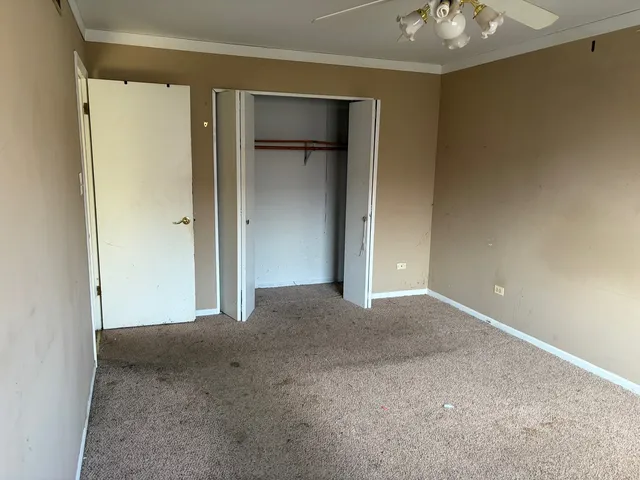 $179,900 | 5301 Imperial Drive, Richton Park, IL 60471