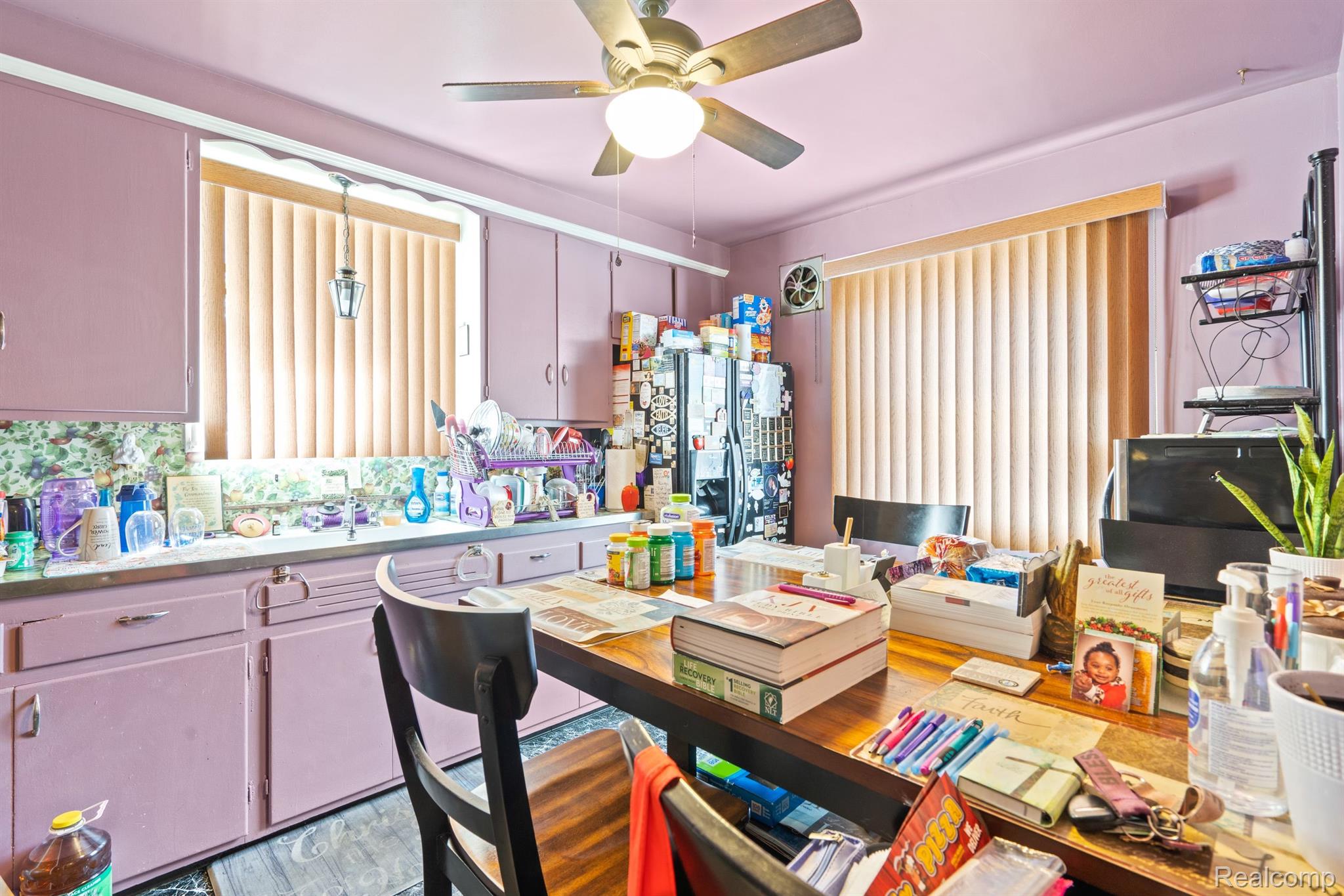 249 Riverside Drive Detroit, MI 48215 - Photo 3 of 14 Gallery Image 3