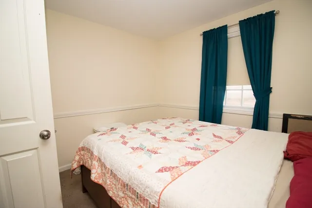 $499,000 | 120 Amesbury Street, Dracut, MA 01826