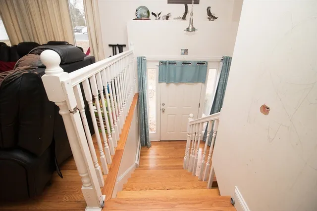 $499,000 | 120 Amesbury Street, Dracut, MA 01826