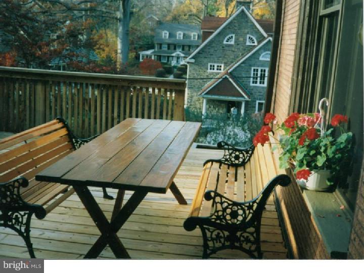 6463 Drexel Road Philadelphia, PA 19151 - Photo 22 of 25 Deck
