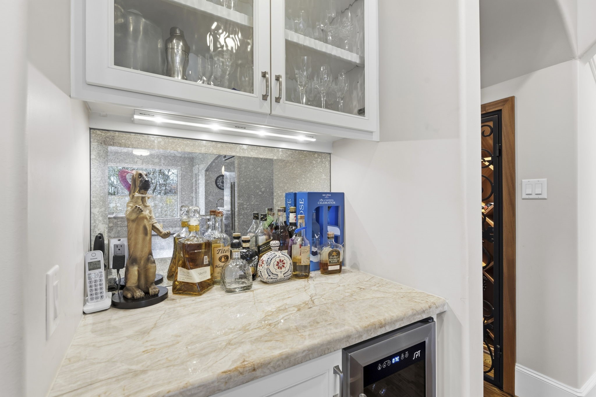 1938 Pech Road Houston, TX 77055 - Photo 16 of 39 a view of a room with gym equipment