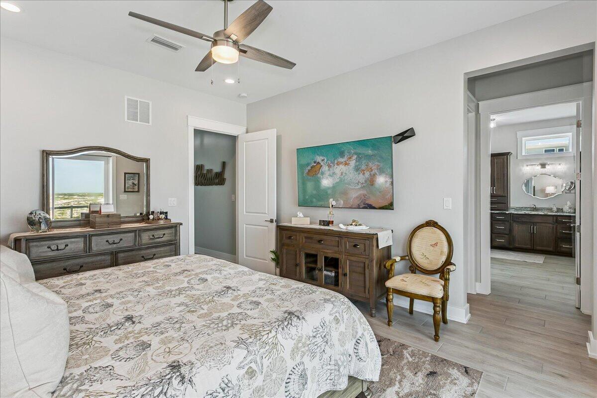 1401 Sailmaker Way Navarre, FL 32566 - Photo 31 of 66