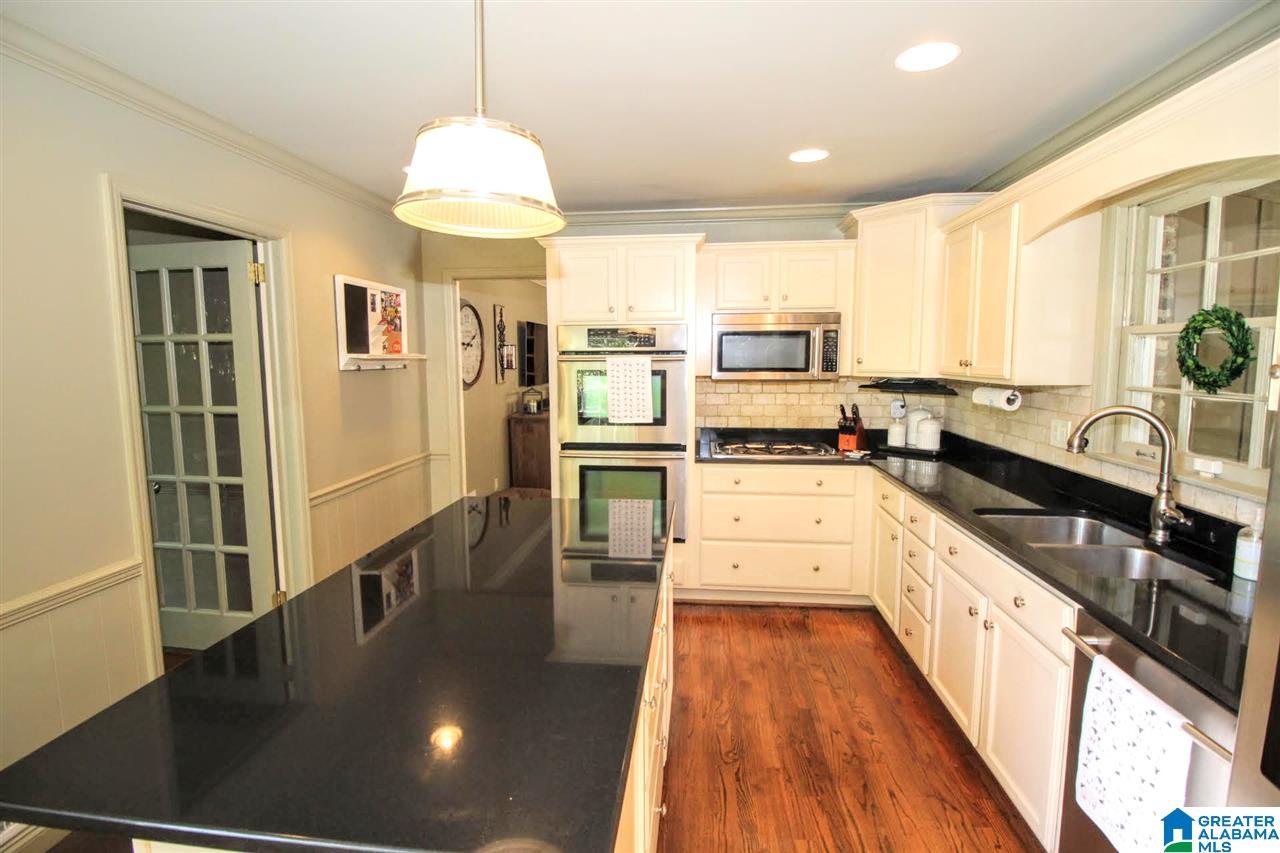 3612 Westbury Road Birmingham, AL 35223 - Photo 5 of 32