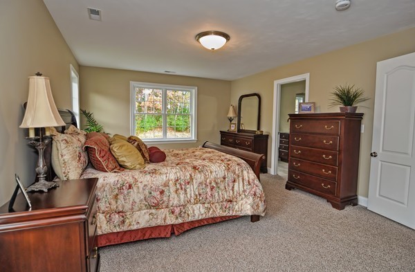32 Partridge Hill Road Sutton, MA 01590 - Photo 10 of 16