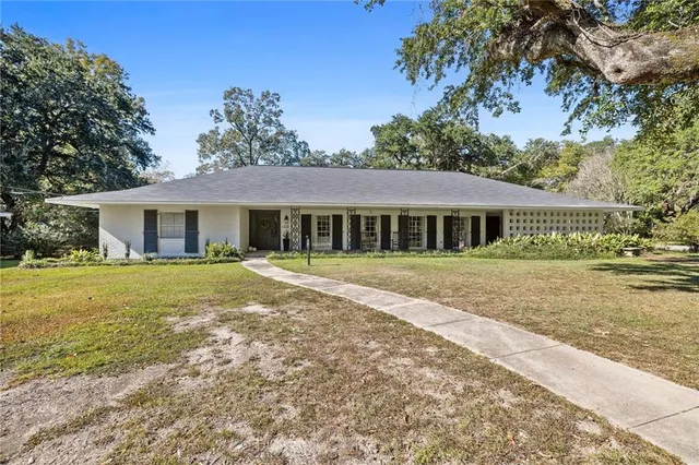$450,000 | 415 South 5th Street, Ponchatoula, LA 70454