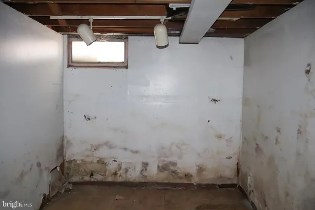 $185,000 | 2424 Wood Avenue, Bristol, PA 19007