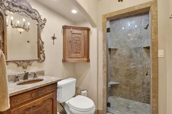 $2,500,000 | 2035 Farm To Market Road 103, Nocona, TX 76255