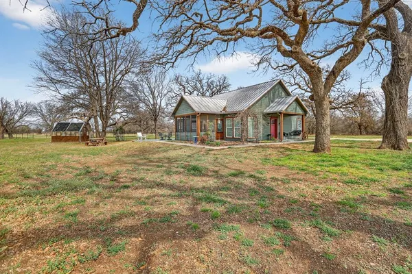 $2,500,000 | 2035 Farm To Market Road 103, Nocona, TX 76255