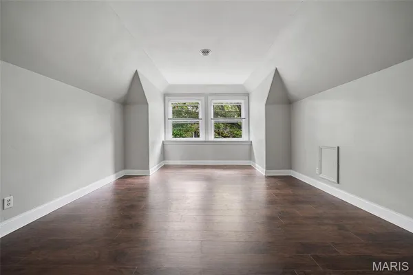 $925,000 | 4410 Westminster Place, St. Louis, MO 63108