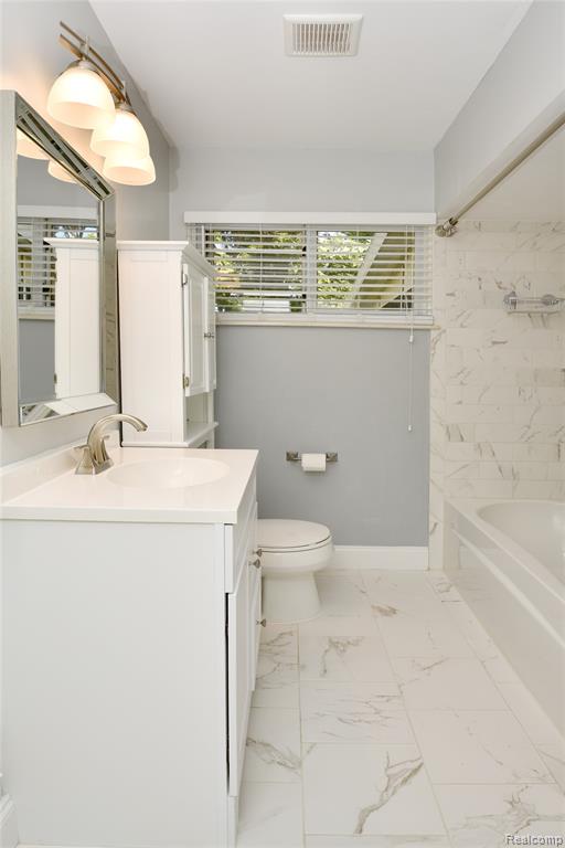 2261 Dunstable Road Birmingham, MI 48009 - Photo 17 of 39
