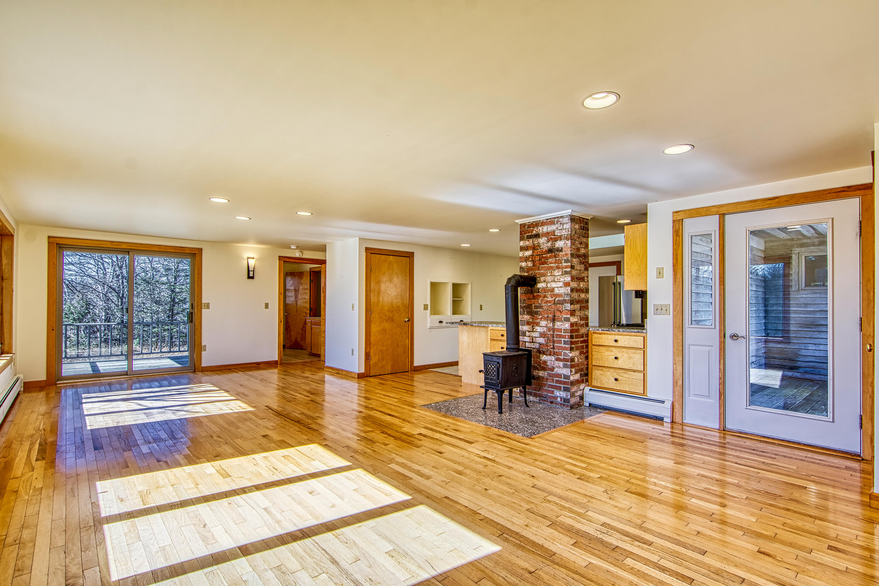 15 Sunshine Road Deer Isle, ME 04627 - Photo 5 of 40 DSC_2193