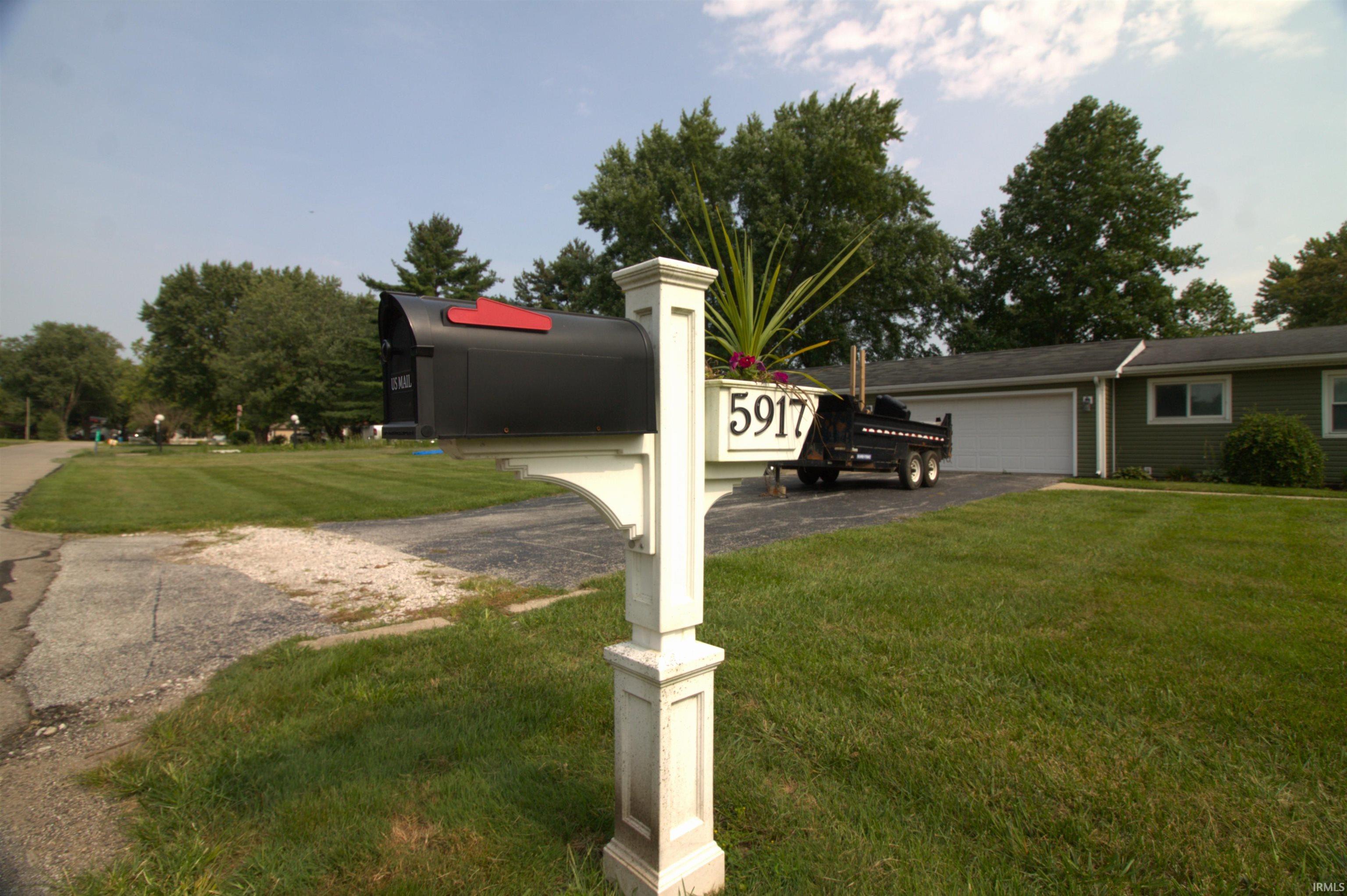 5917 South Delmar Road Marion, IN 46953 - Photo 5 of 25 Gallery Image 5