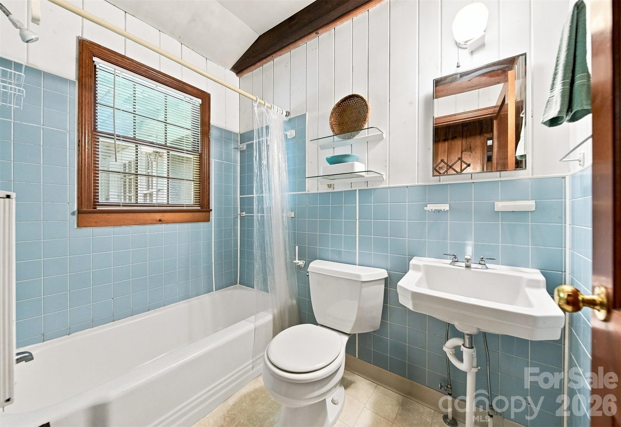 6354 Gingercake Road Newland, NC 28657 - Photo 25 of 41 Gallery Image 25