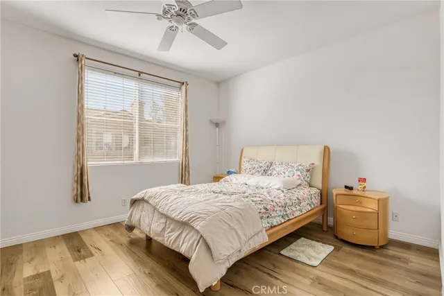 $575,000 | 22754 Little Falls Court, Saugus, CA 91350