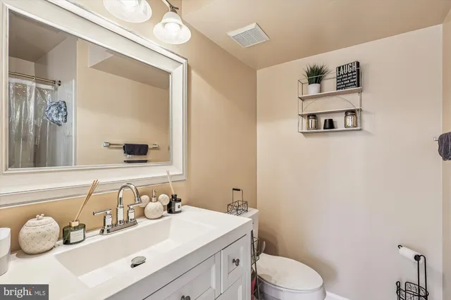 $2,700 | 1601 Airy Hill Court, Unit 10D, Crofton, MD 21114