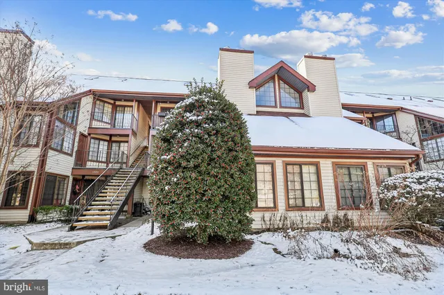 $2,700 | 1601 Airy Hill Court, Unit 10D, Crofton, MD 21114