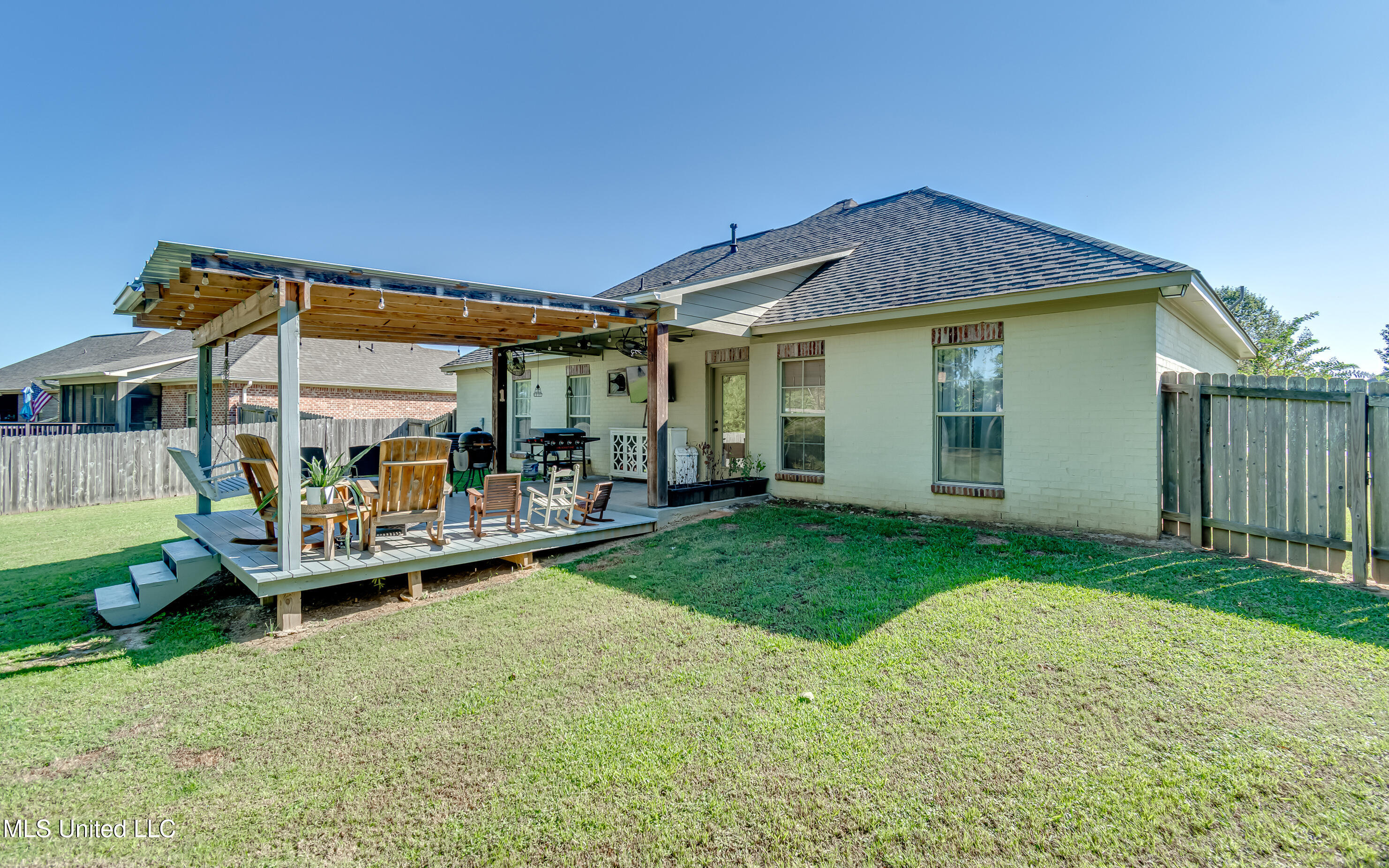 117 Rhodes Lane Canton, MS 39046 - Photo 13 of 58 117 Rhodes Ln-14
