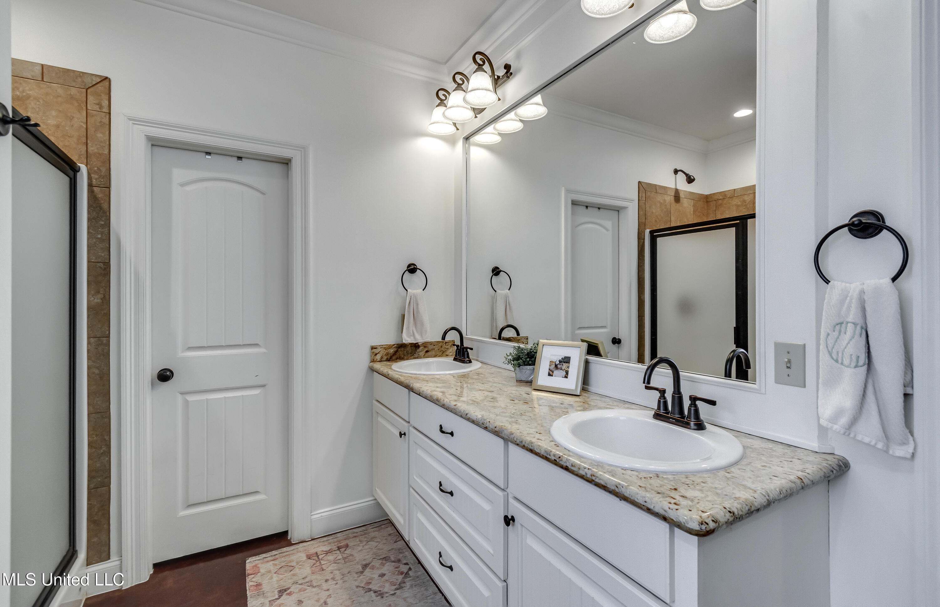 117 Rhodes Lane Canton, MS 39046 - Photo 55 of 58 117 Rhodes Ln-56