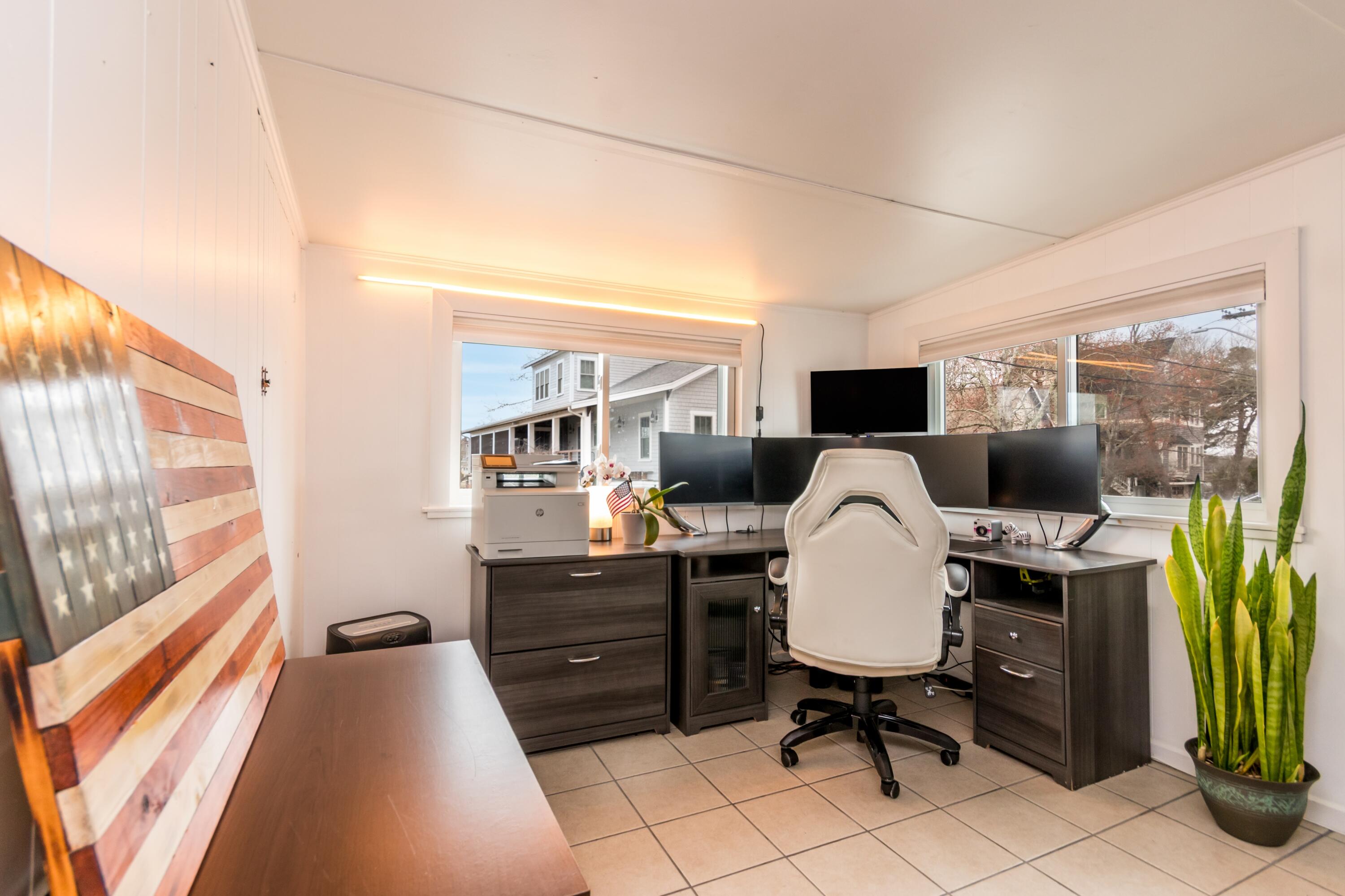 10 Sunset Avenue Onset, MA 02558 - Photo 26 of 41 Home office