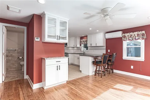 $675,000 | 121 Tupelo Road, South Kingstown, RI 02879