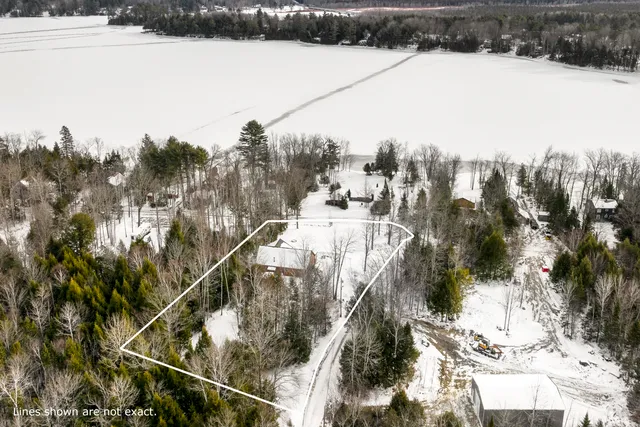 $479,900 | 2 South Sibley Drive, Canaan, ME 04924