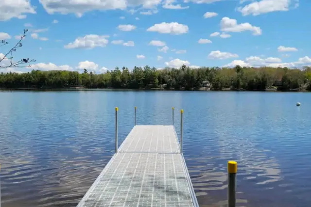 $479,900 | 2 South Sibley Drive, Canaan, ME 04924