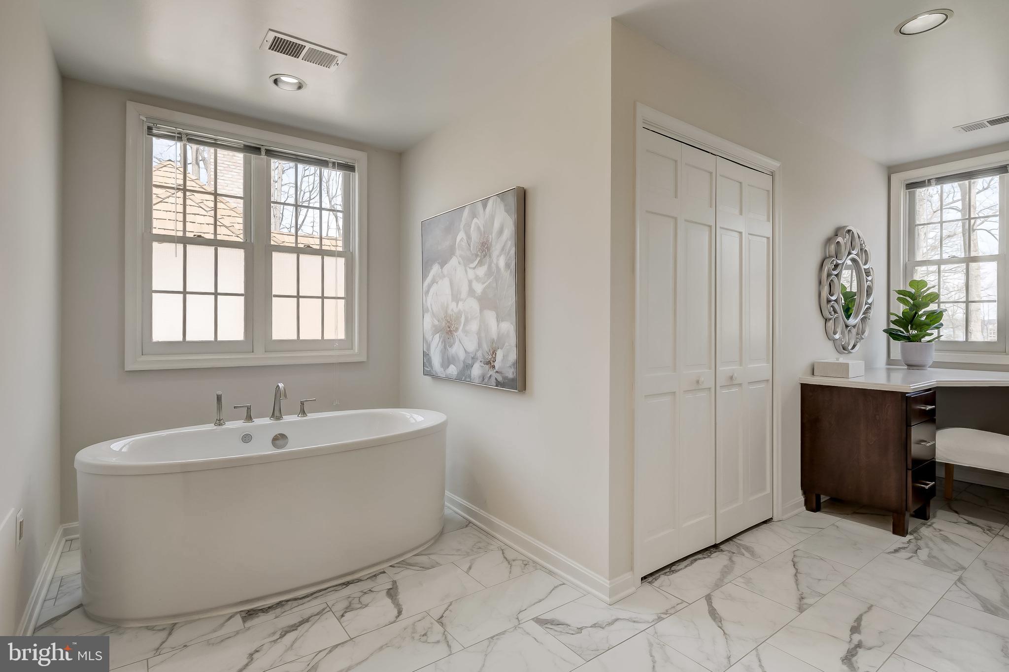 380 South River Landing Road Edgewater, MD 21037 - Photo 29 of 70 Remodeled Primary Bath