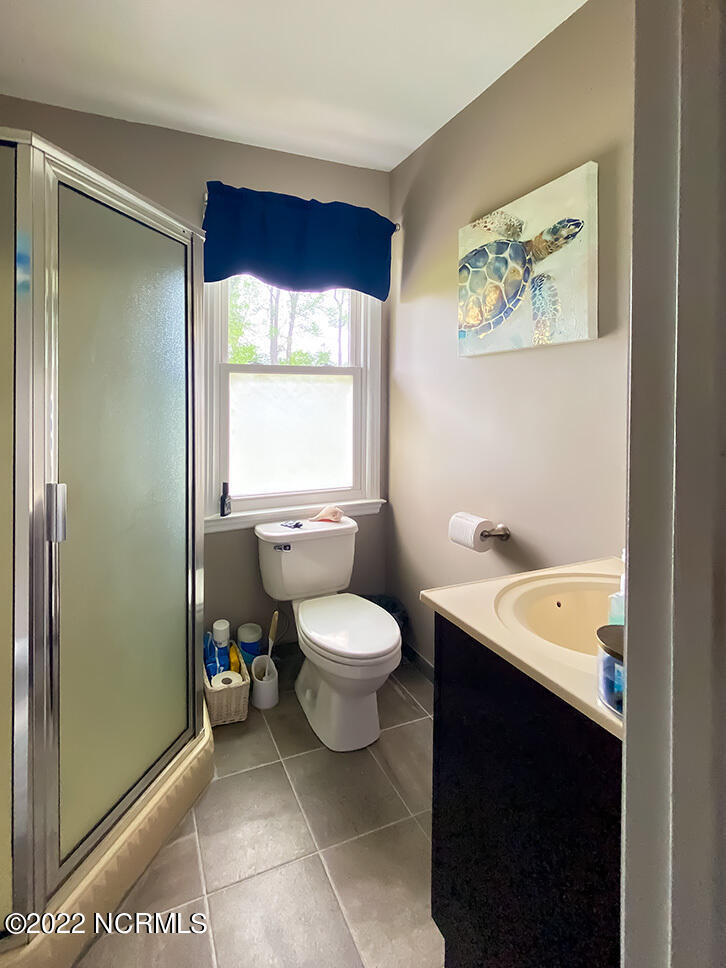 307 Timothy Road Jacksonville, NC 28546 - Photo 8 of 17 PrimaryBath-72