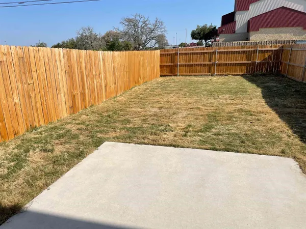 $1,650 | 107 Peruna Drive, Marble Falls, TX 78654