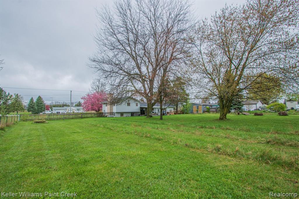 9472 Green Road Goodrich, MI 48438 - Photo 33 of 41