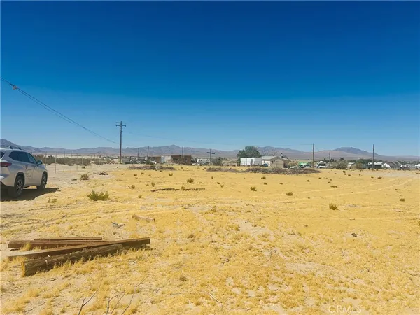 $43,000 | 33812 Sunset Road, Lucerne Valley, CA 92356